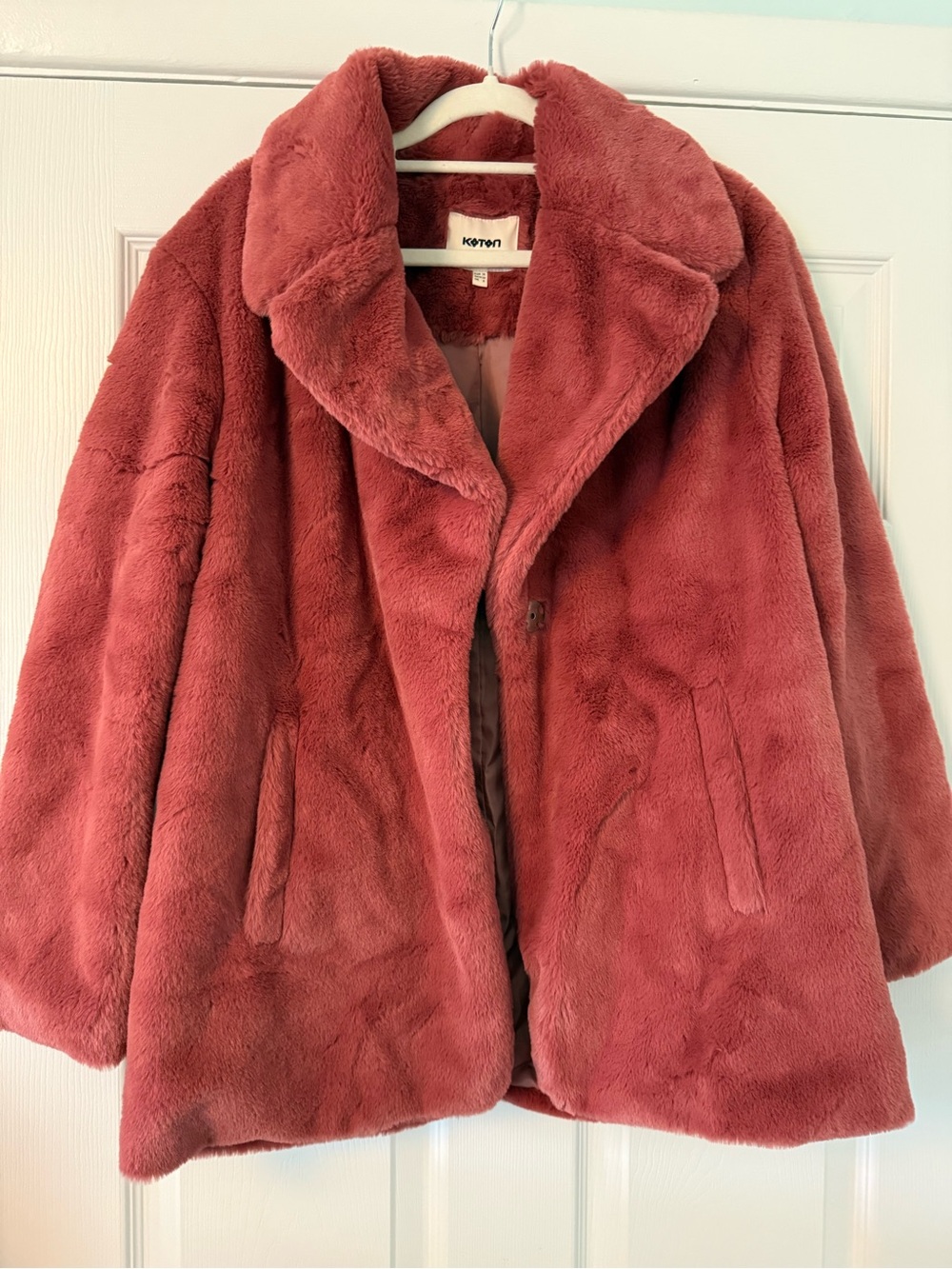Koton Women's Dusty Rose Faux Fur Teddy Jacket